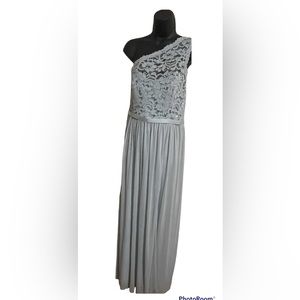 Beautiful floor length David’s Bridal dress